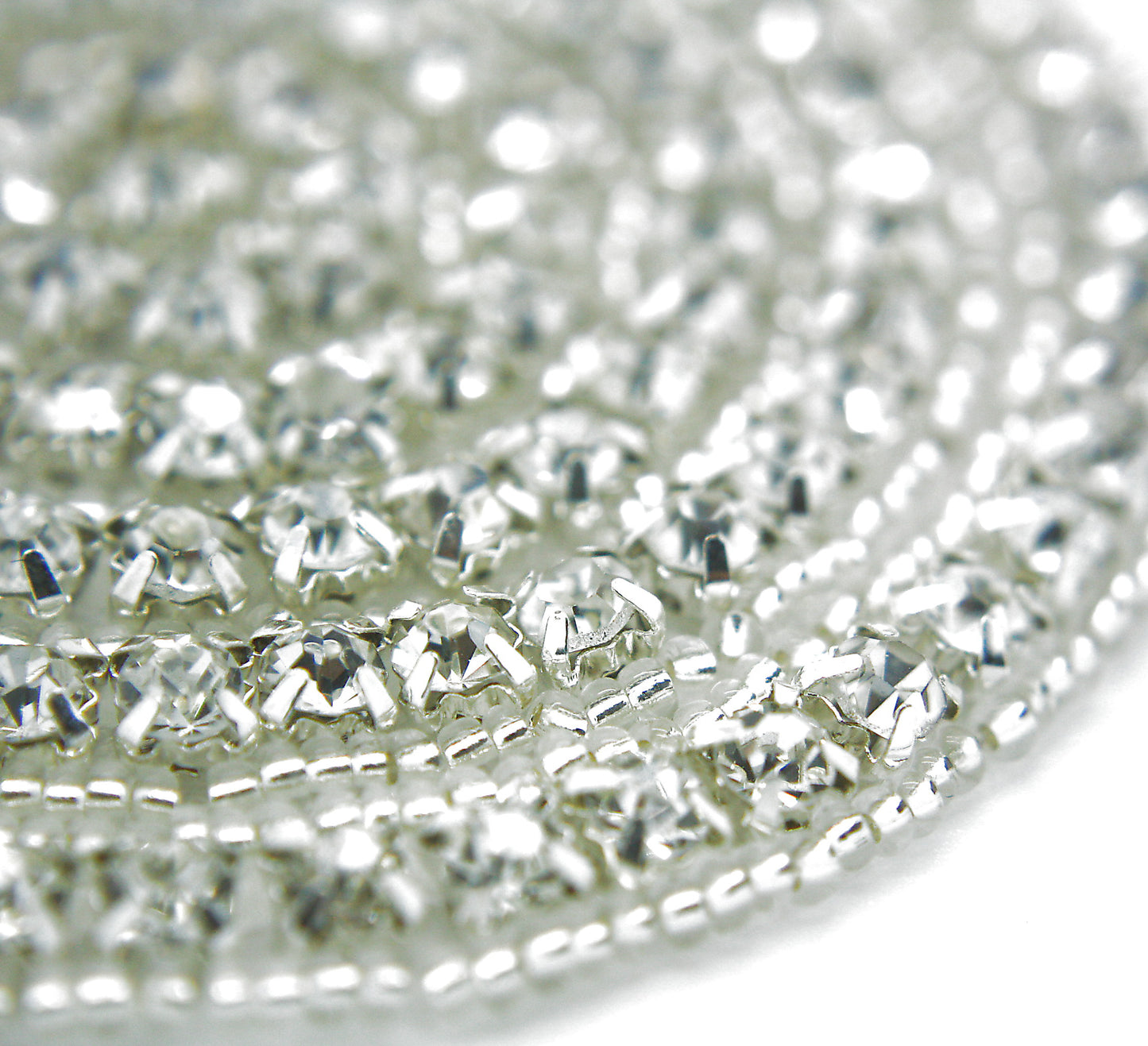 SILVER CIRCLE FAUX CRYSTAL APPLIQUE - sarahi.NYC