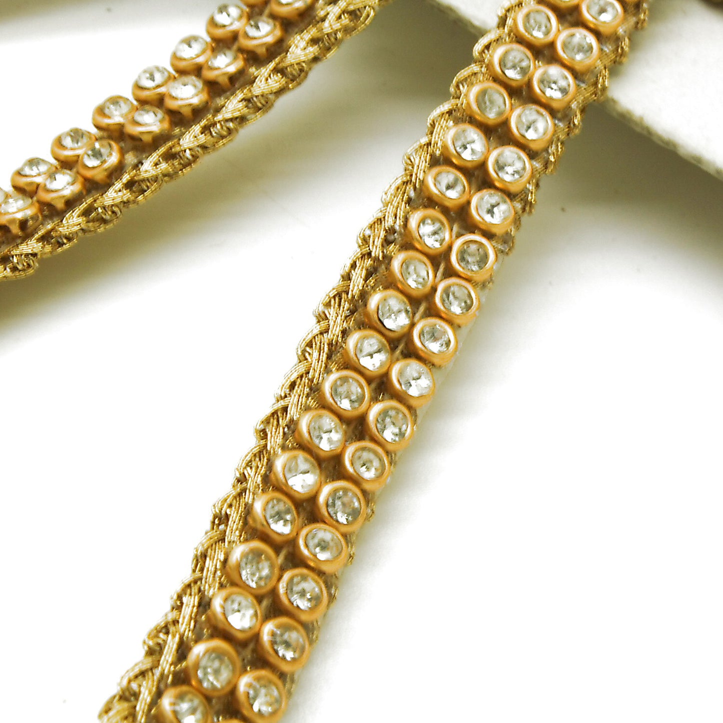 GOLD CRYSTAL TRIM - sarahi.NYC