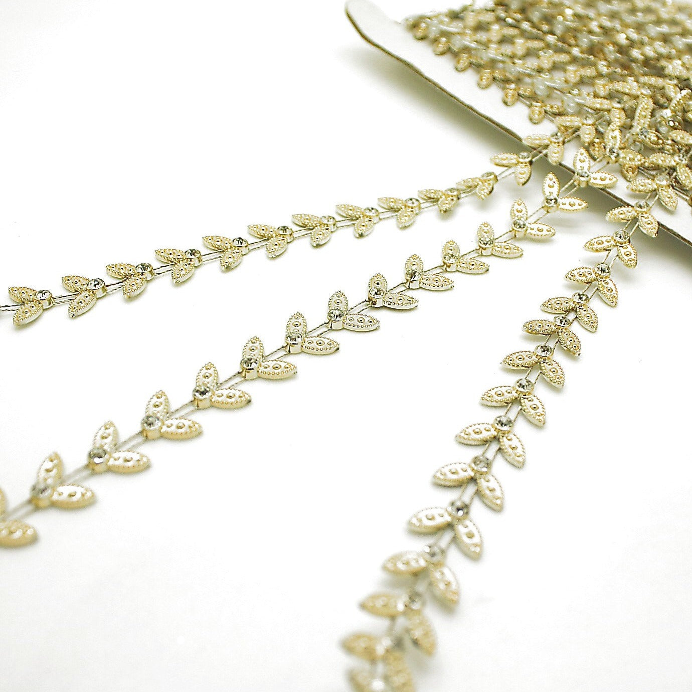 GOLD CRYSTAL PETAL TRIM - sarahi.NYC