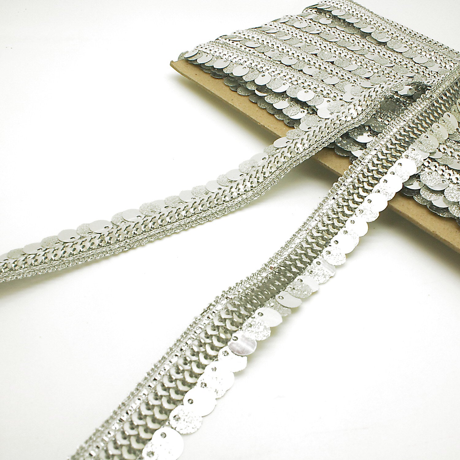 SILVER SEQUIN EDGING TRIM - SARAHI.NYC
