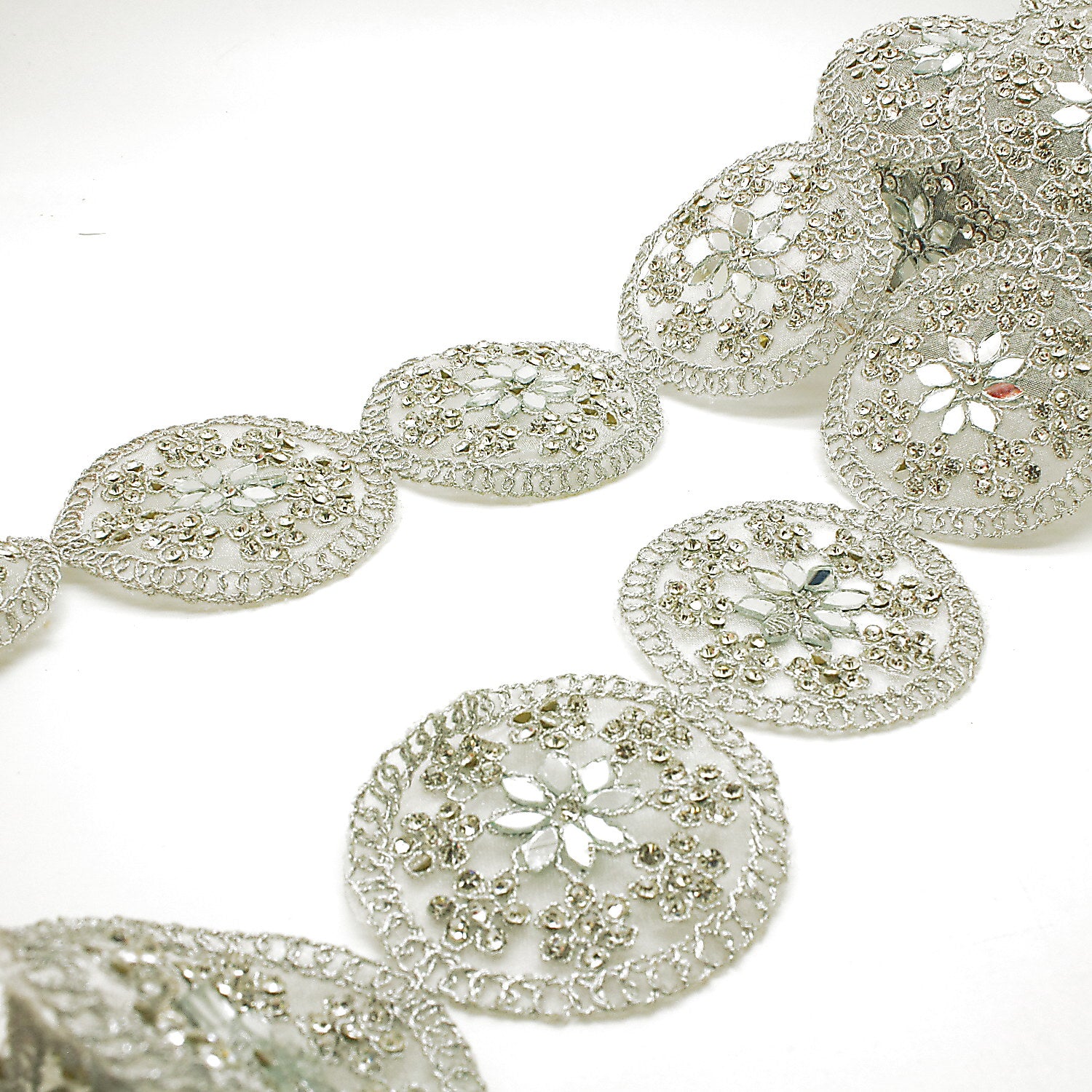 SILVER CIRCLE MIRROR TRIM - sarahi.NYC