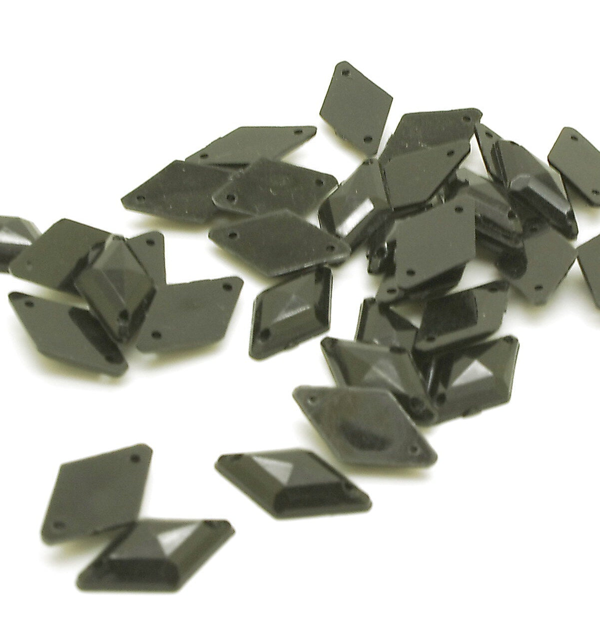 PACK OF 50 -  DAIMOND 15mm BLACK FLAT RHINESTONES - sarahi.NYC