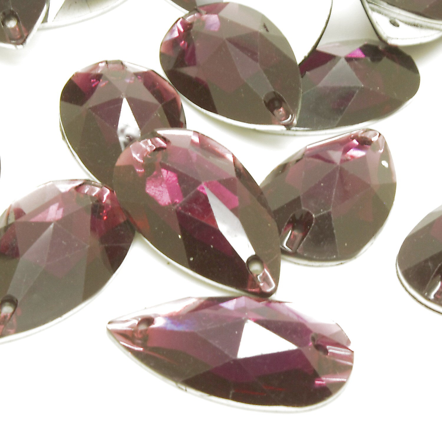 DEEP PURPLE WINE - PACK OF 10 - TEARDROP 28 mm FLAT BACK RHINESTONE GEMS - sarahi.NYC