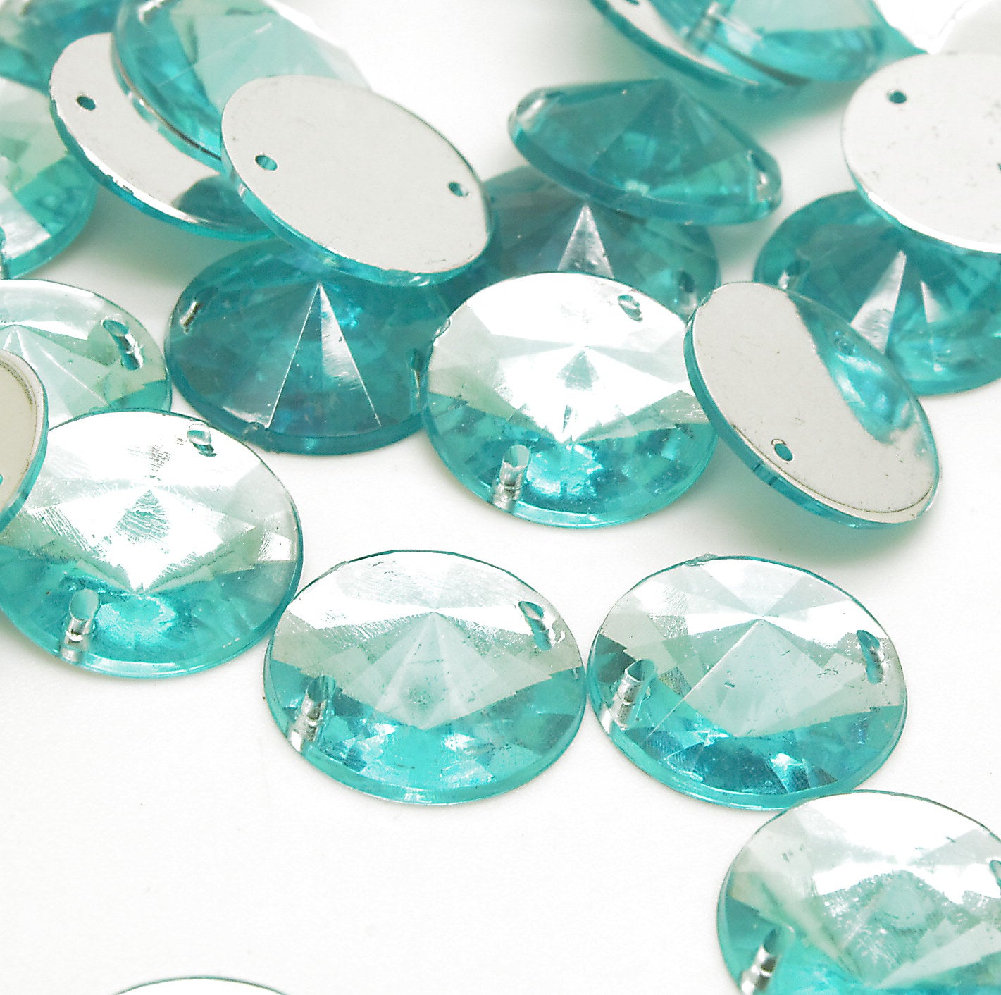 PACK OF 50 - LIGHT BLUE ROUND 14 mm FLAT BACK RHINESTONE GEMS - sarahi.NYC