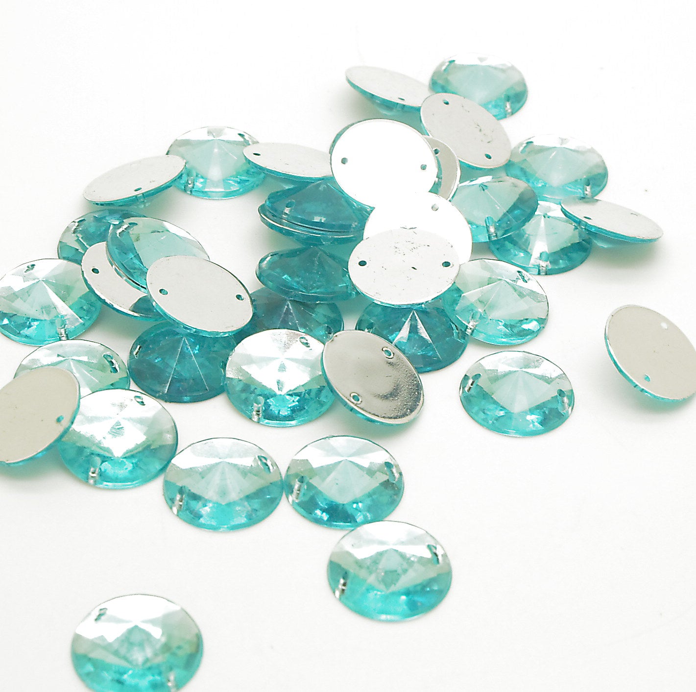 PACK OF 50 - LIGHT BLUE ROUND 14 mm FLAT BACK RHINESTONE GEMS - sarahi.NYC