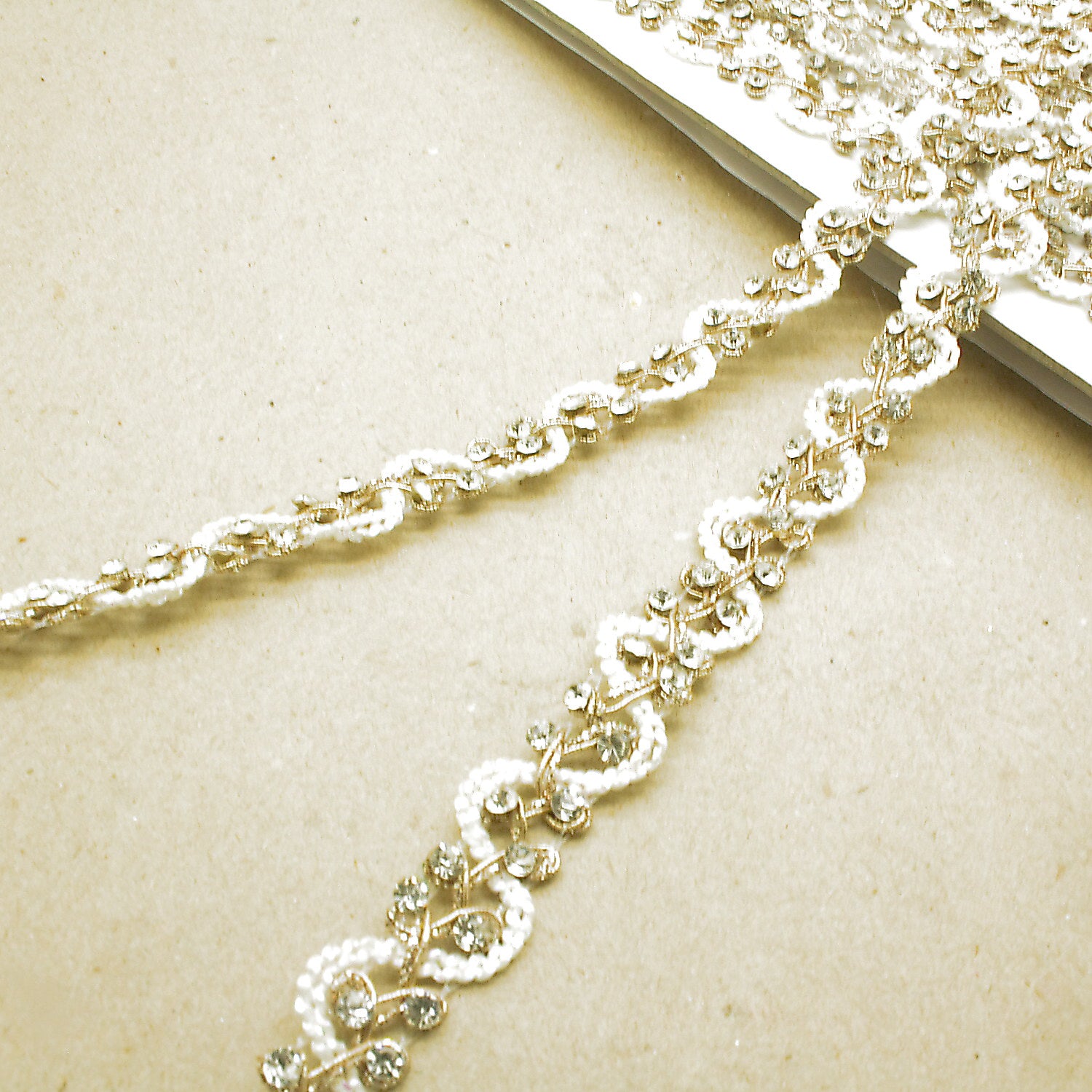 GOLD WHITE STONE TRIM - sarahi.NYC