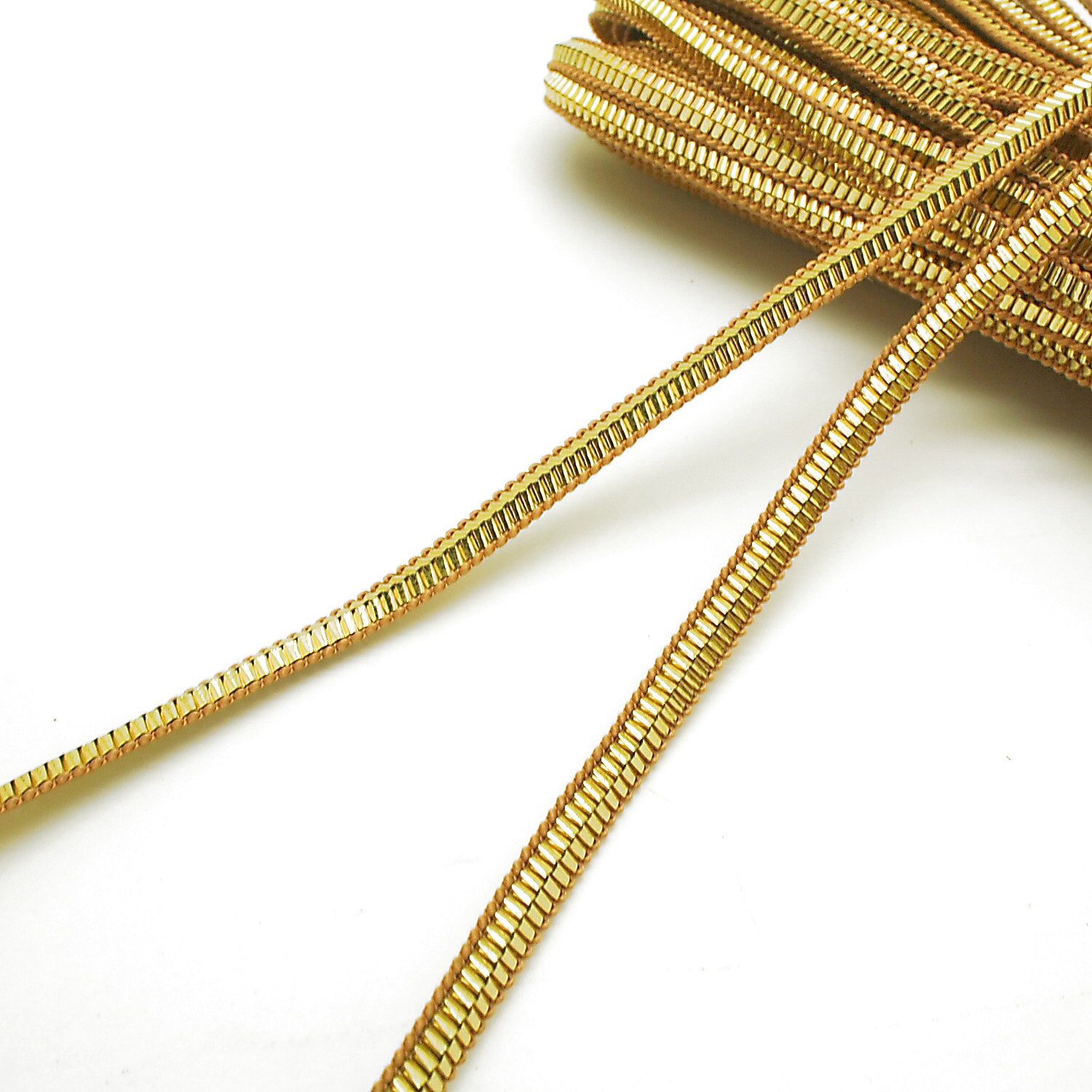 GOLD THIN TRIM - sarahi.NYC