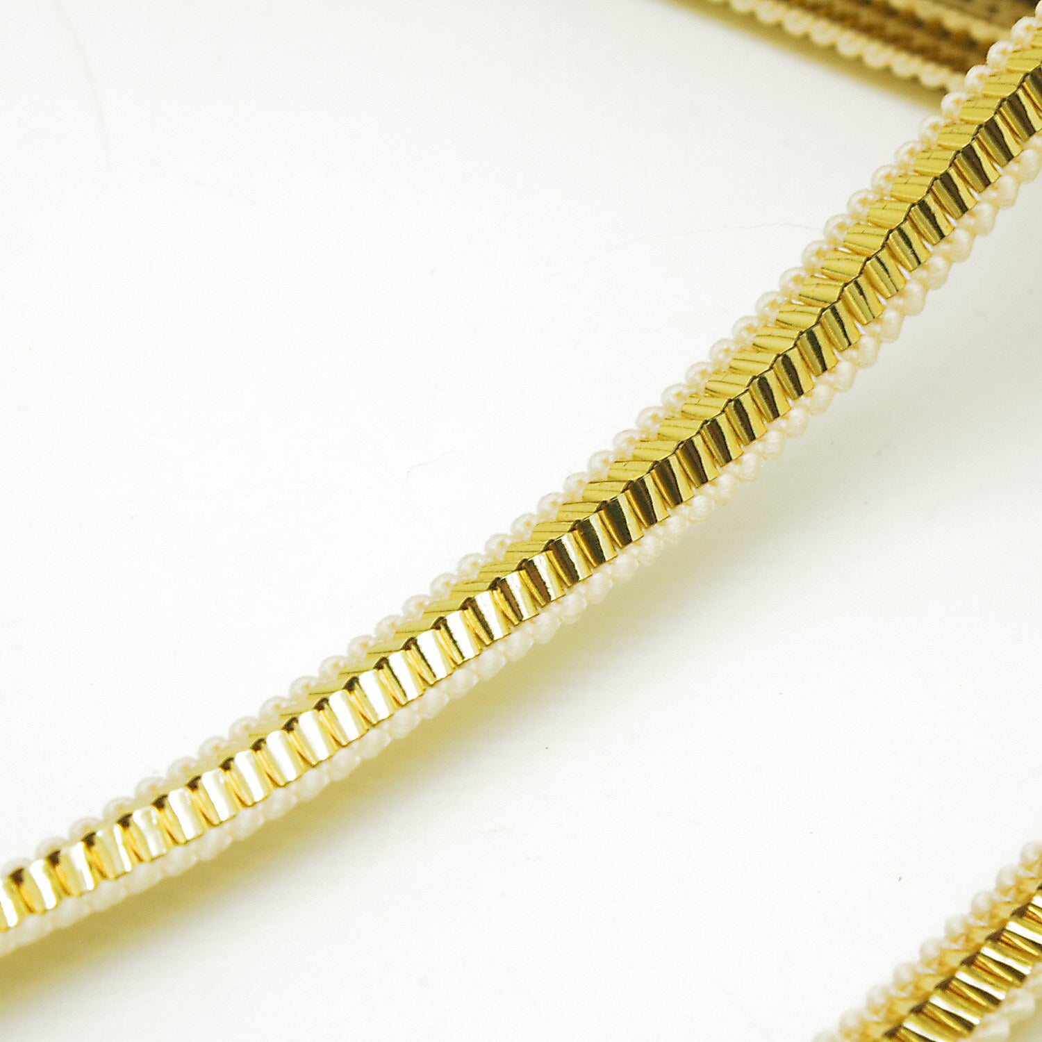 LIGHT GOLD THIN TRIM - sarahi.NYC