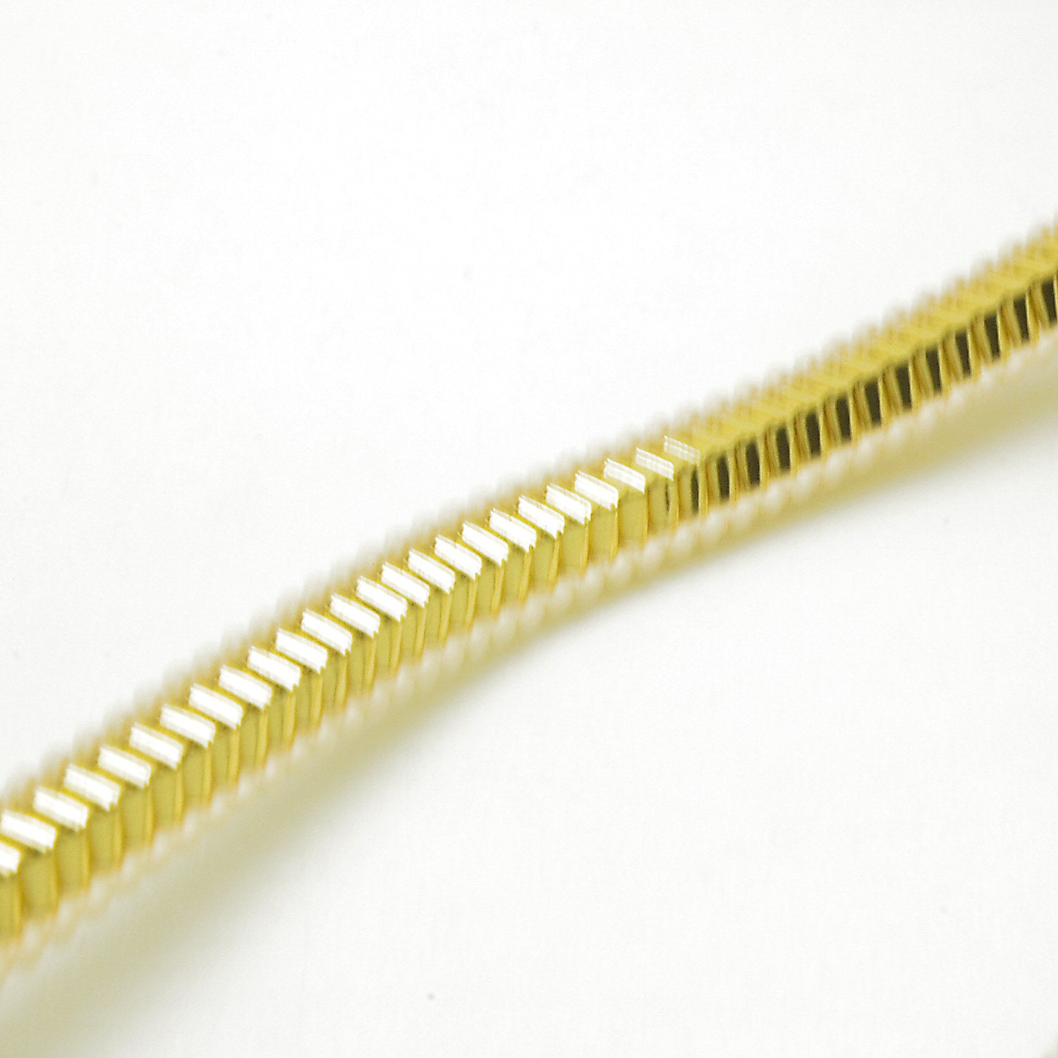 LIGHT GOLD THIN TRIM - sarahi.NYC