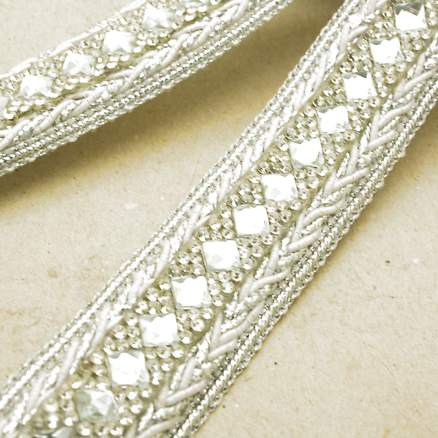 WHITE SILVER STONE TRIM - sarahi.NYC