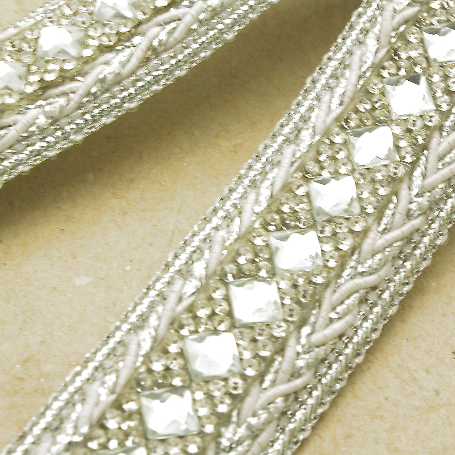 WHITE SILVER STONE TRIM - sarahi.NYC