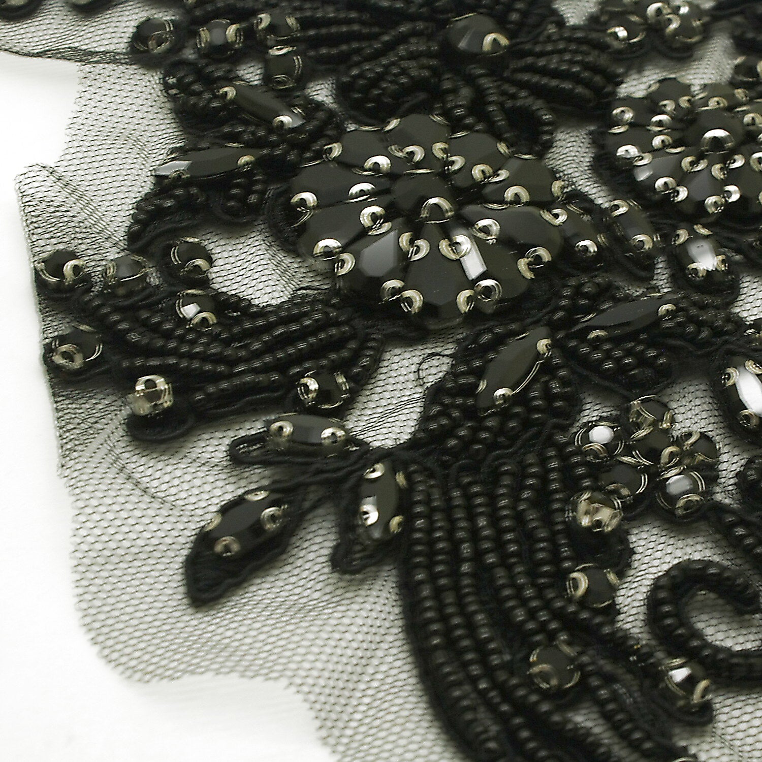 BLACK FLORAL BEADED STONE APPLIQUE PAIR - sarahi.NYC