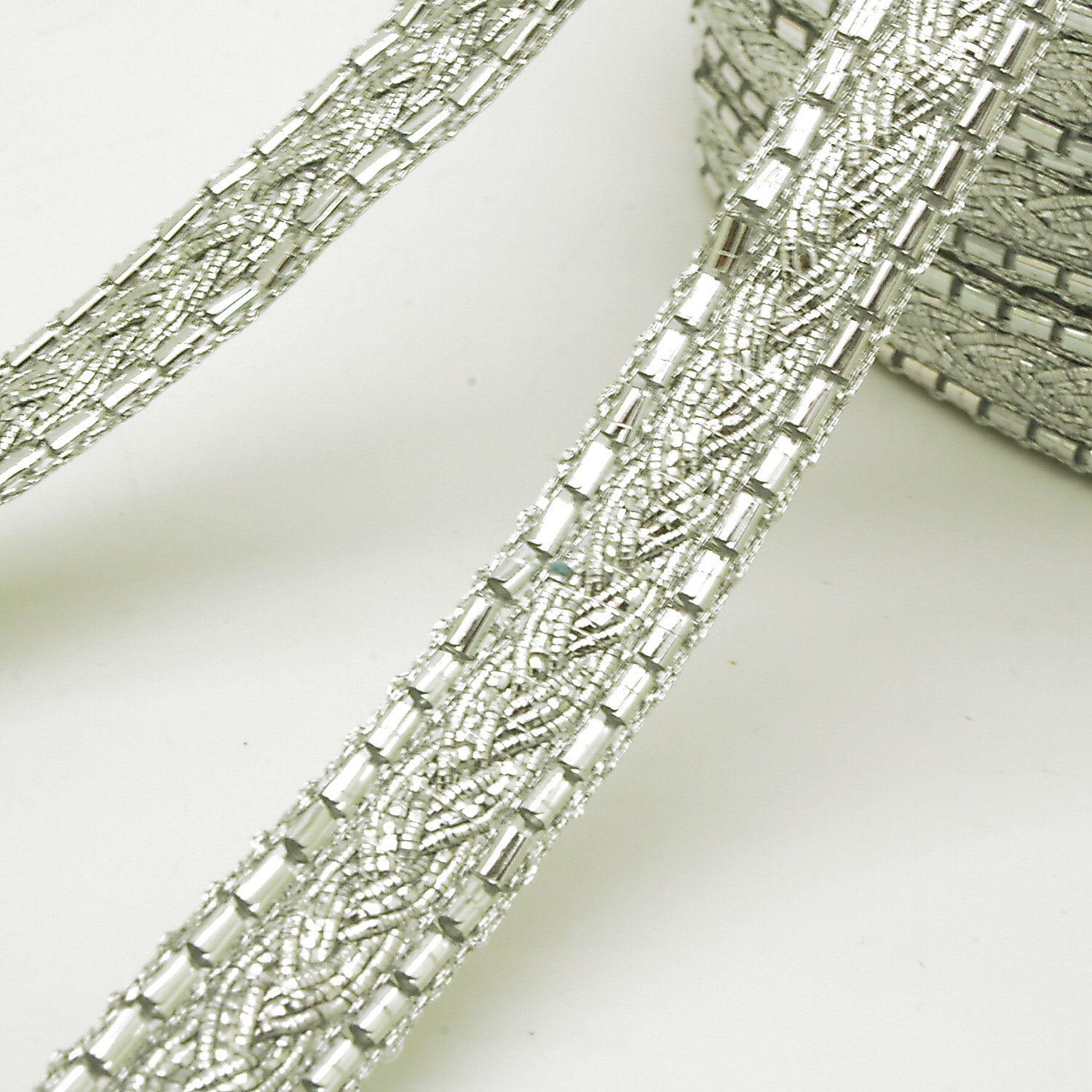 SILVER PLAIT METALLIC TRIM