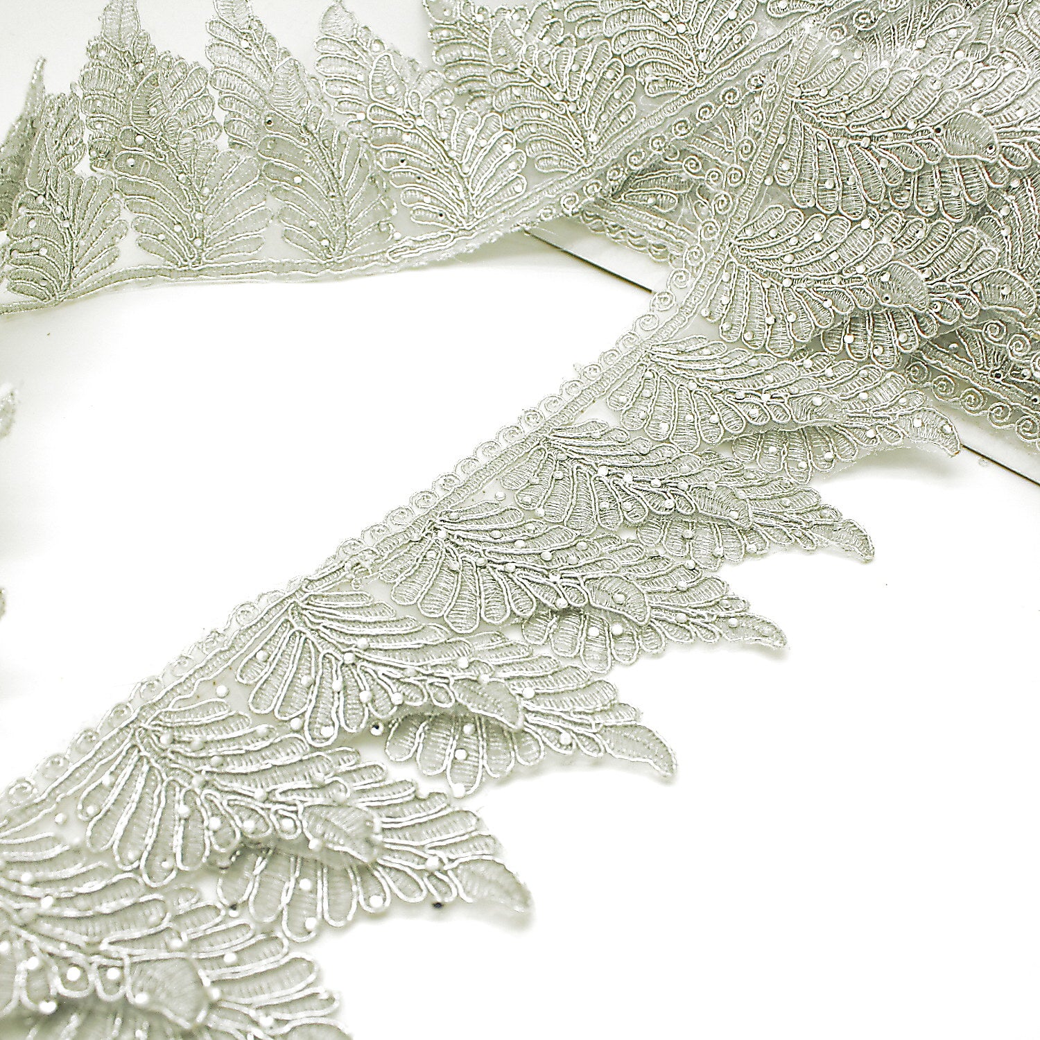 SILVER FEATHER STYLE FABRIC TRIM - sarahi.NYC