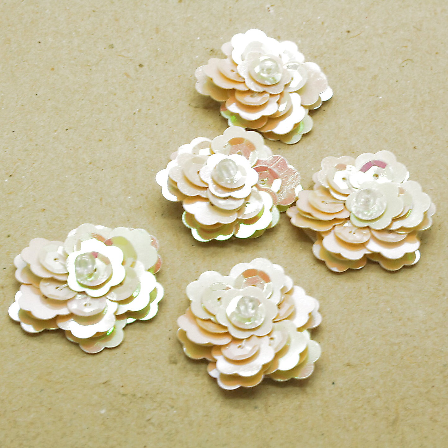 CREAM IRIDESCENT SEQUIN FLOWER  MOTIFS - Pack of 5 - sarahi.NYC