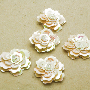 CREAM IRIDESCENT SEQUIN FLOWER  MOTIFS - Pack of 5 - sarahi.NYC