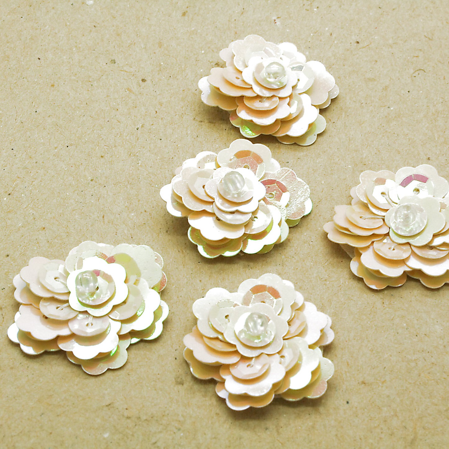 CREAM IRIDESCENT SEQUIN FLOWER  MOTIFS - Pack of 5 - sarahi.NYC