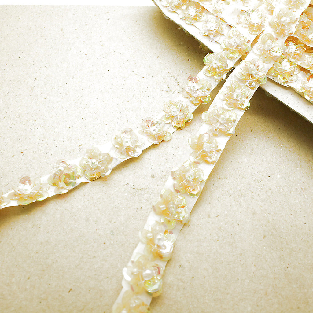 IRIDESCENT SEQUIN FLORAL TRIM