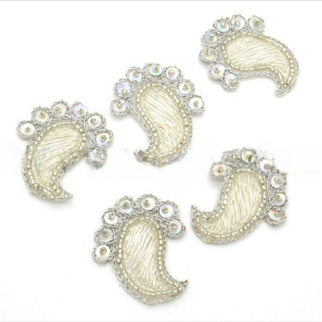 5 X PAISLEY SEQUIN WHITE SILVER MOTIFS  - sarahi.NYC