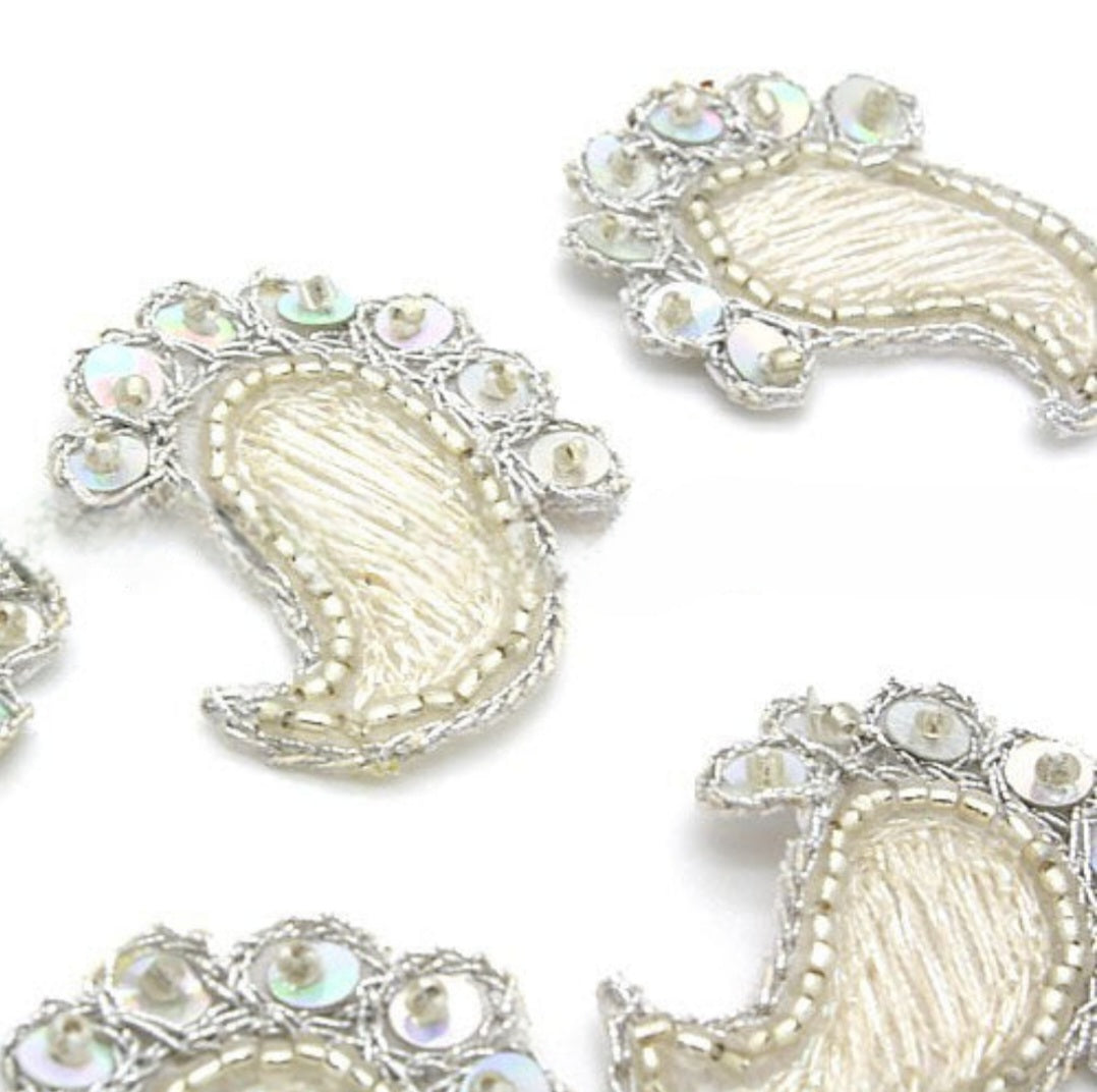 5 X PAISLEY SEQUIN WHITE SILVER MOTIFS  - sarahi.NYC