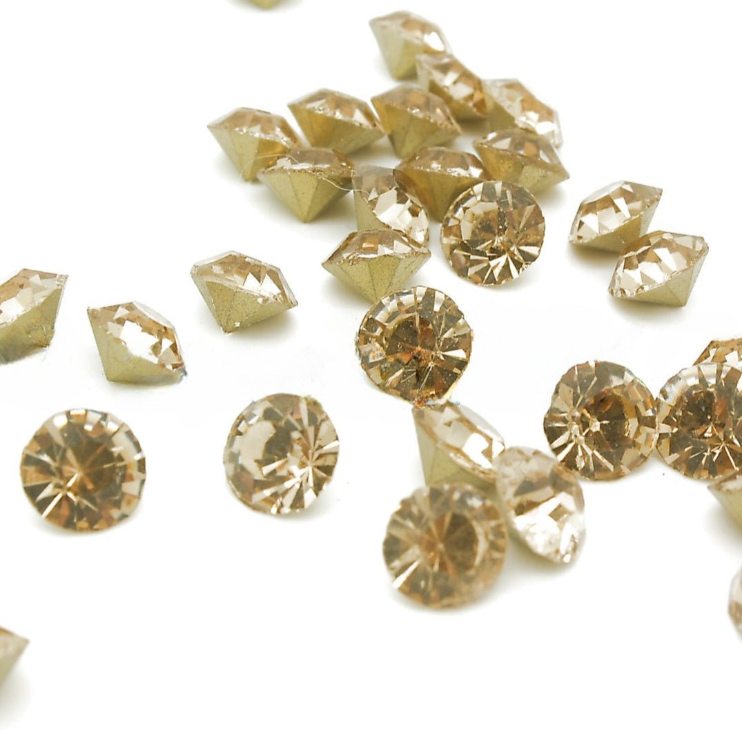10 X 8mm ANTIQUE GOLD CHATON CRYSTALS   - sarahi.NYC