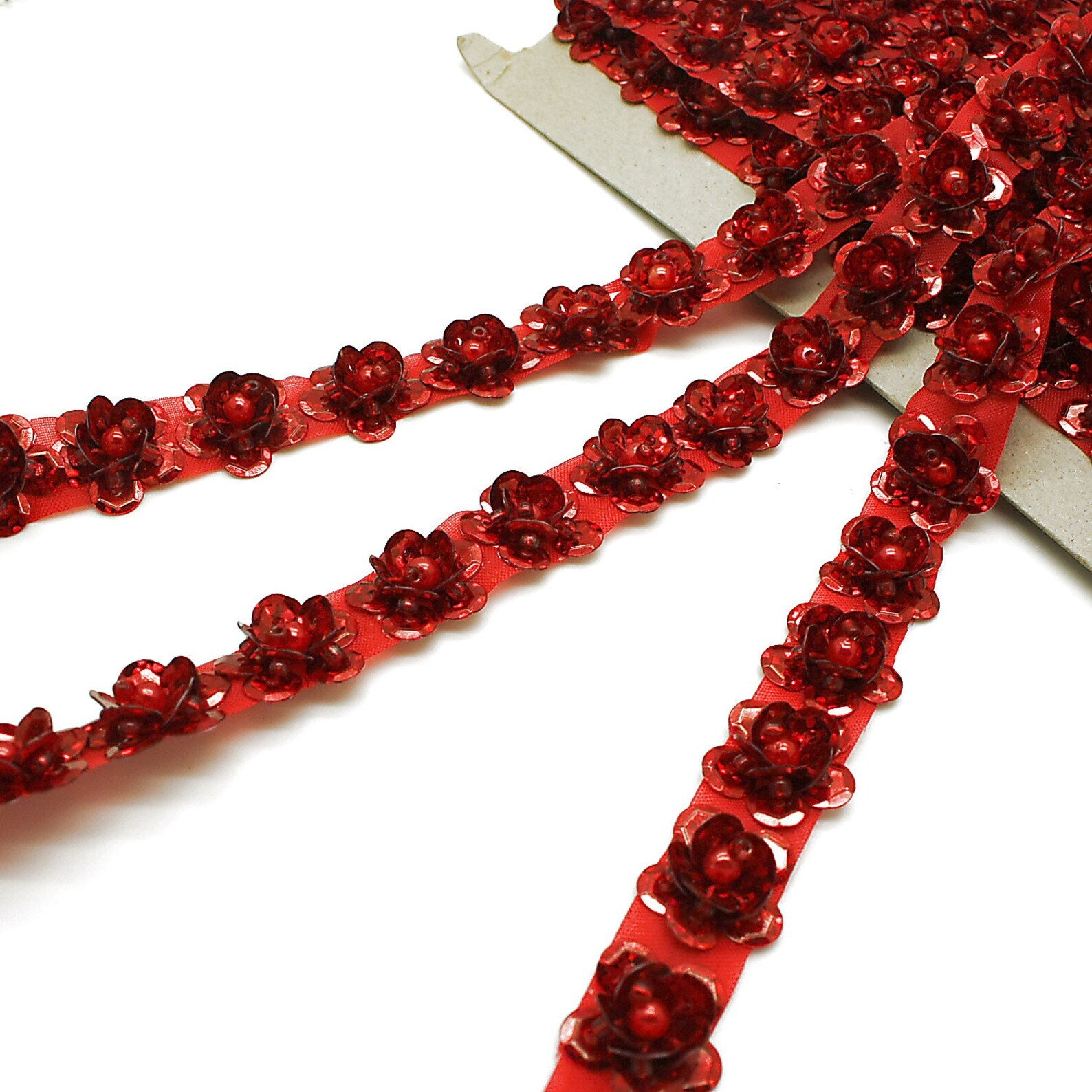 RED SEQUIN FLOWER TRIM - sarahi.NYC