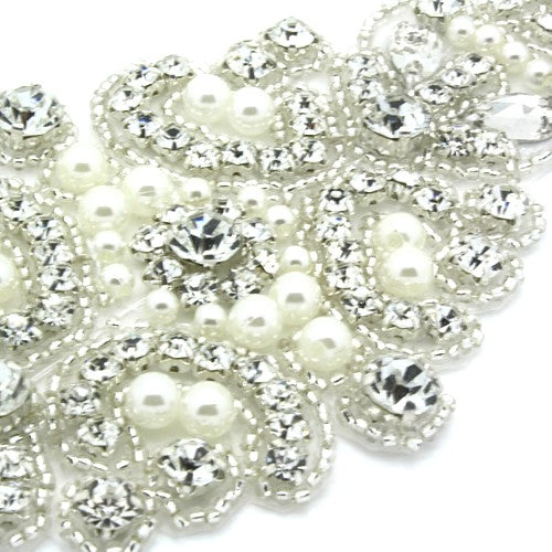 FAUX CRYSTAL PEARL APPLIQUE - sarahi.NYC