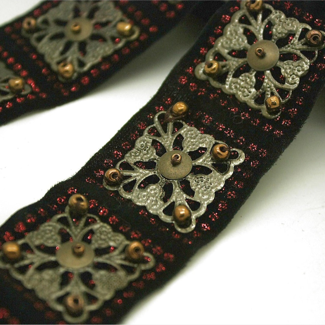 RED BLACK VELVET TRIM - sarahi.NYC