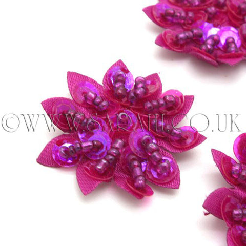 5 X CERISE PINK METALLIC FLOWER MOTIFS - SARAHI.NYC - Sarahi.NYC