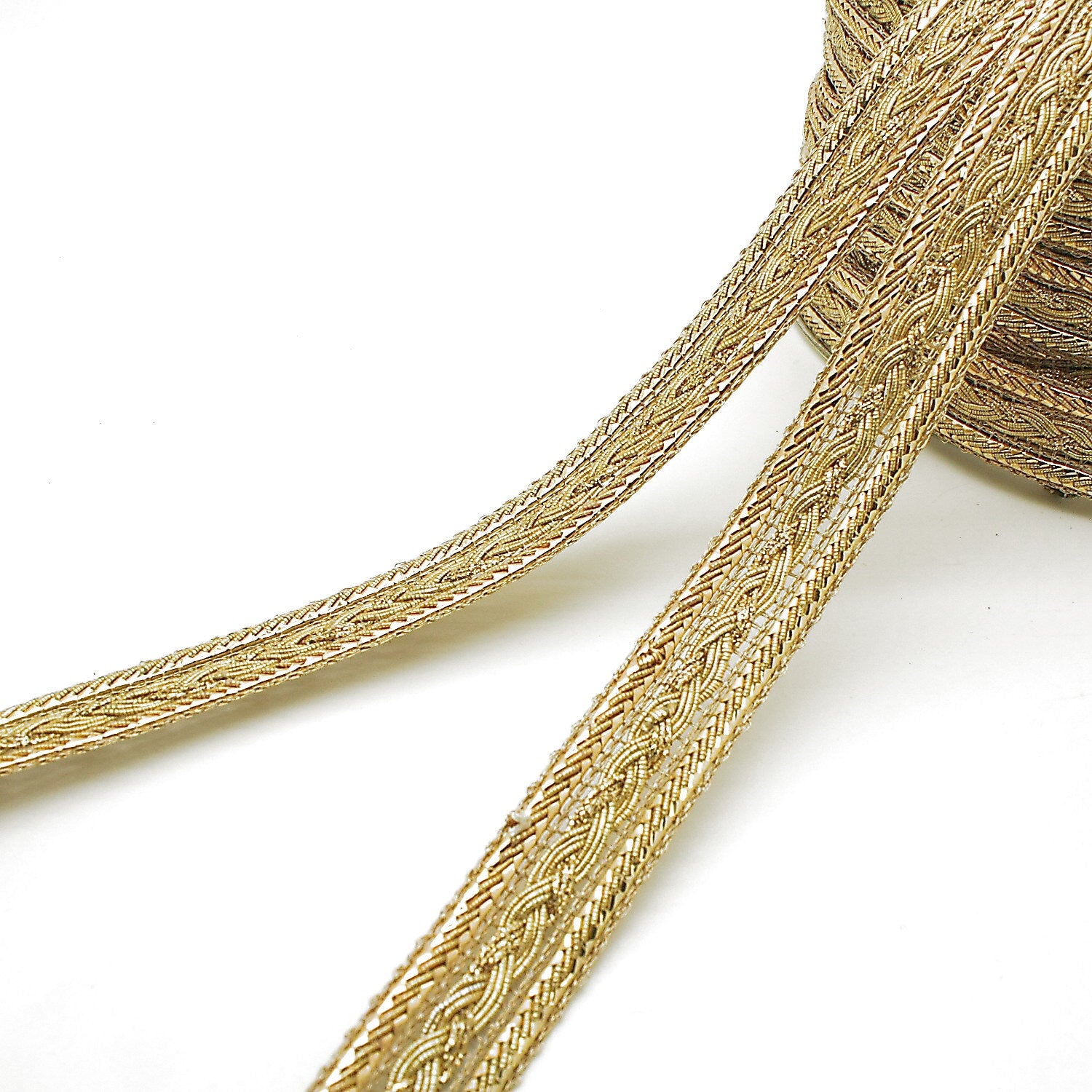 GOLD METALLIC PLAIT trim